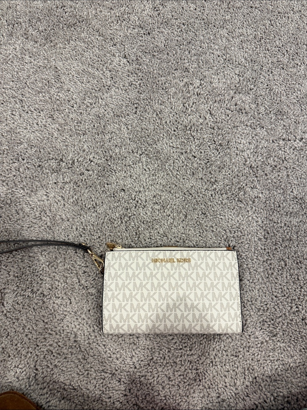 Michael Kors White/Beige MK Signature Wristlet with Gold Hardware
